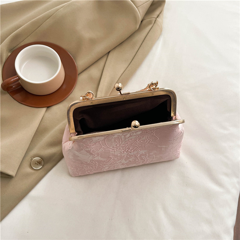 Vintage Classic Lace Bag pearl - đánh giá và giá Wedding Vendor